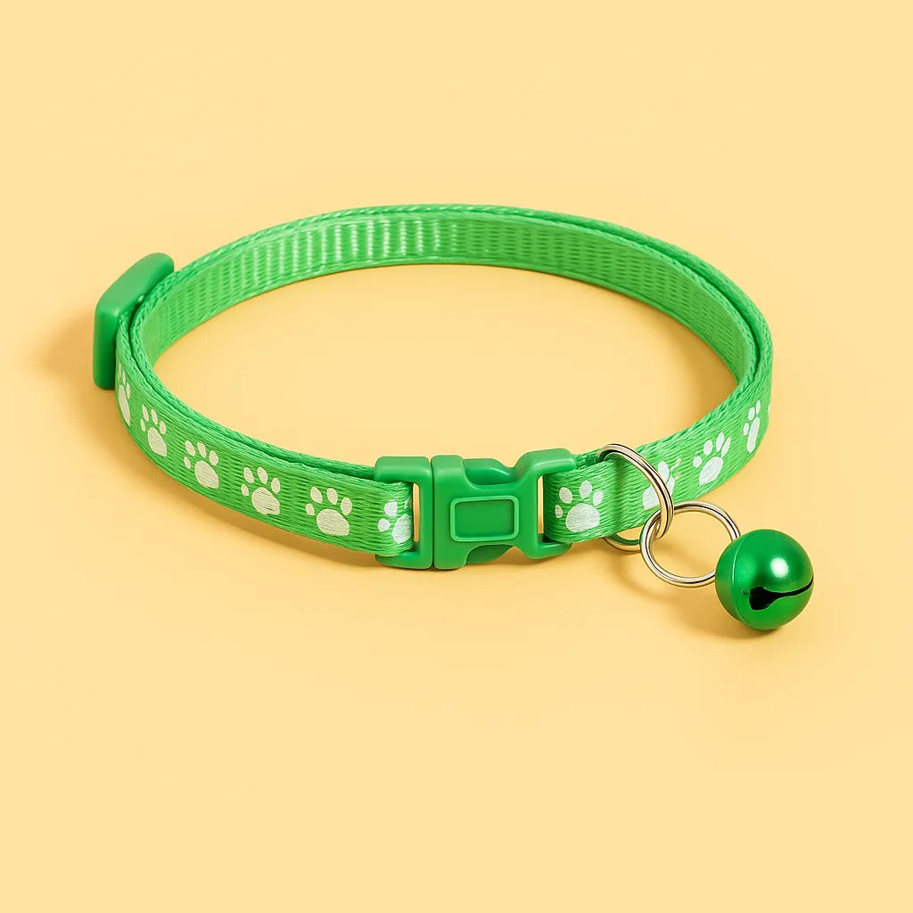 Verstellbares Katzenhalsband mit Glöckchen aus weichem Nylon – stylisch & sicher für Stubentiger