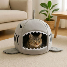 Closed Cat Cave | Soft Retreat for Cats