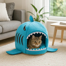 Closed Cat Cave | Soft Retreat for Cats