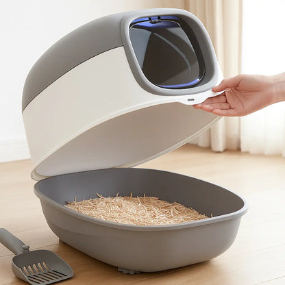 Cat litter box with UV light & cover | Large, hygienic & odor-free