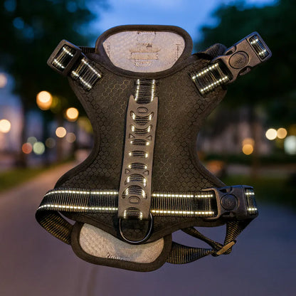 Dog harness against pulling | Reflective & safe with handle