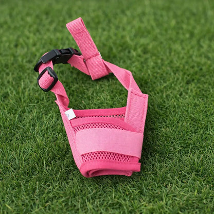 Muzzle for Dogs | Breathable & Adjustable made of Mesh-Nylon