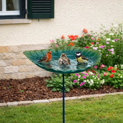 Vogeltränke & Vogelfutterstation in Blattoptik mit Erdspieß