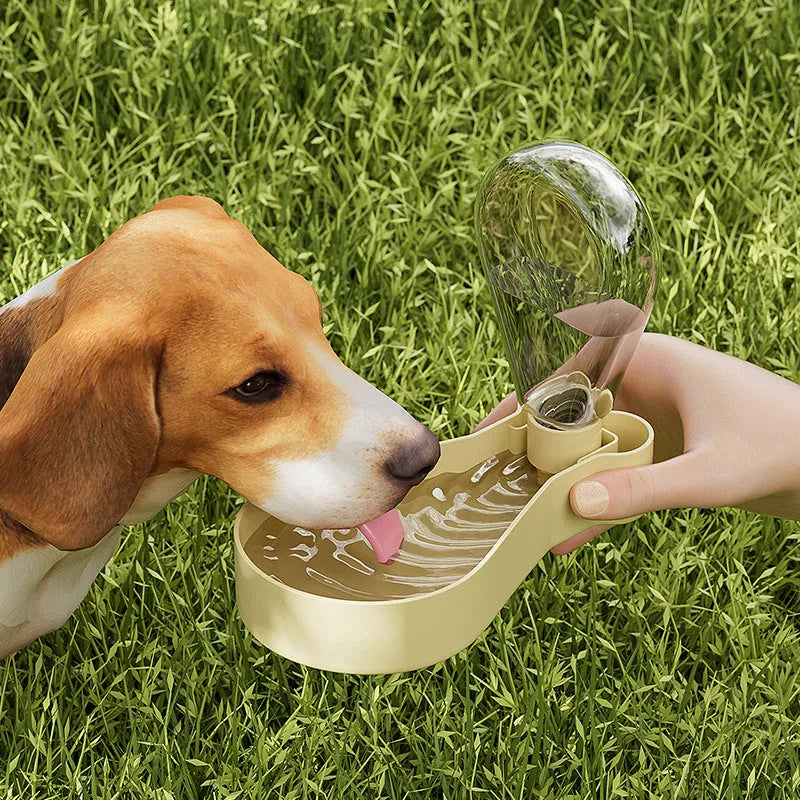 SnackKeule – Die stylische 2in1 Reise-Futterstation für Hunde
