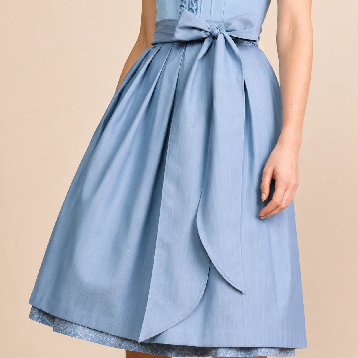 Dirndl_Damen_Blau_70_cm 