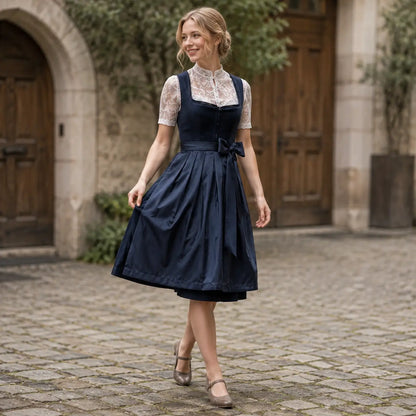 Samt-Trachtenkleid Lifestyle-Bild 