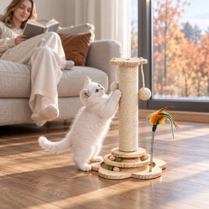 Katzenkratzbaum aus Holz Lifestyle-Bild