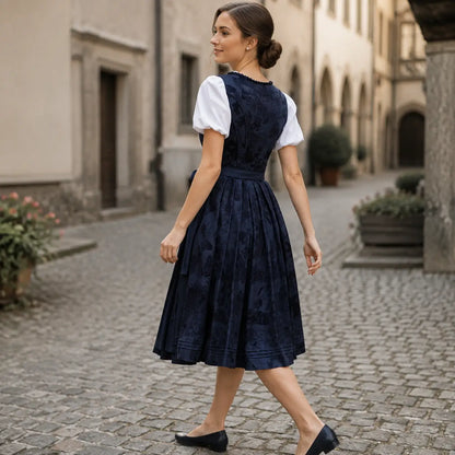 Trachtenkleid Damen Lifestyle-Bild 