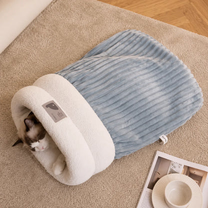 Katzenschlafsack & Katzenhöhle | Warmer Plüsch für den Winter
